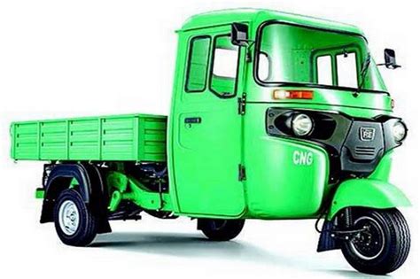 India's Most Powerful 3-Wheeler Cargo Vehicle Is Bajaj Maxima C - Motor ...