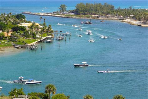 U-Tiki Beach: Waterfront Restaurant on Jupiter Inlet Creates a Buzz