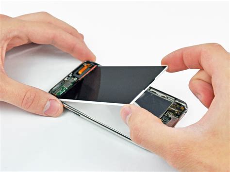 iPod Touch 2nd Generation Display Replacement - iFixit Repair Guide