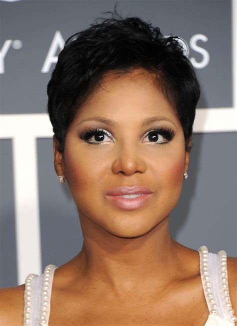 Short Haircut for Women: Stylish Pixie Cut in Black – Toni Braxton’s ...