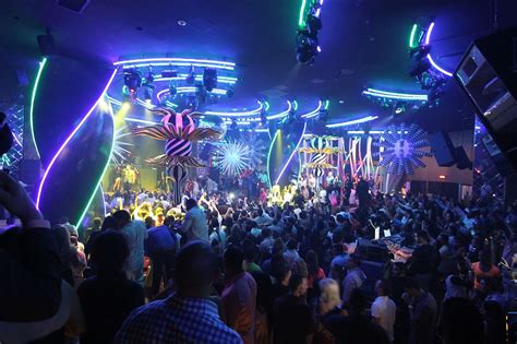 Top 5 nightclubs to go in Punta Cana after your wedding reception.