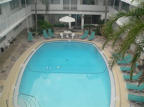 Sandalwood Beach Resort (North Redington Beach, Florida) - Resort ...