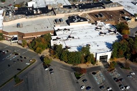 End of an era: Lakeforest Mall closing after 45 years - WTOP News