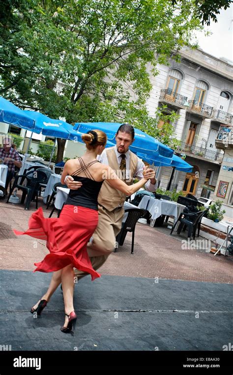 Tango Dancers, Plaza Dorego, San Telmo District, Buenos Aires ...