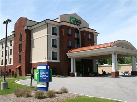 Affordable Hotels in Rockingham, NC | Holiday Inn Express & Suites ...