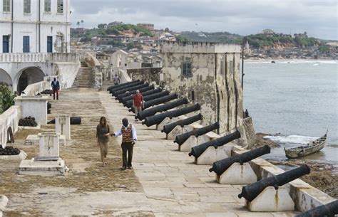 Cape coast castle - Your Beach House in Ghana • Right at the ocean!