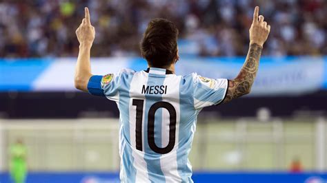 Leo Messi matches all-time Argentina goals record in Copa win - Copa ...