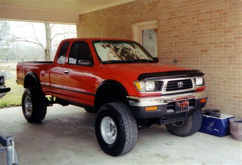 1995 Toyota Tacoma: Prices, Reviews & Pictures