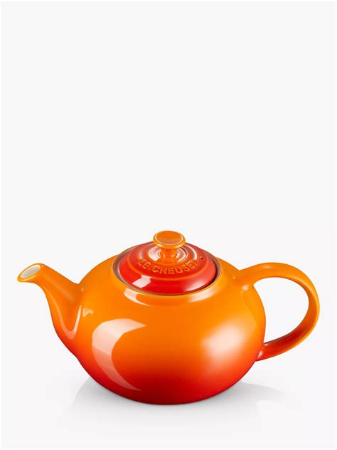 Le Creuset Stoneware Classic 5 Cup Teapot, 1.3L, Volcanic