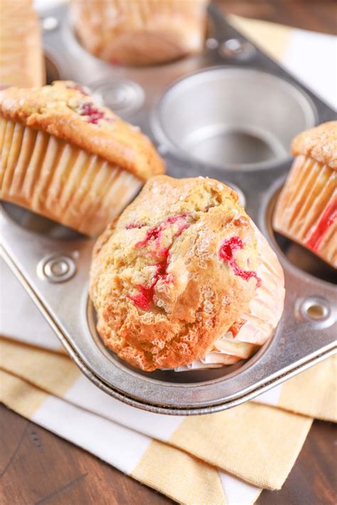 Bakery Style Cranberry Orange Muffins - A Kitchen Addiction