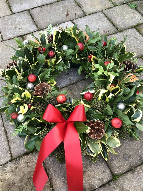 Traditional Holly Wreath from Nov 24th | 2020flowers.com Flowers in ...