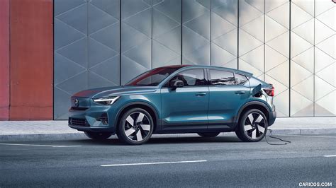 Volvo XC40 Recharge | 2023MY (Color: Fjord Blue) | Front Three-Quarter