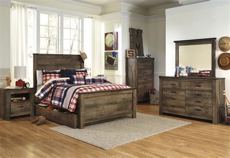 Ashley Signature Design Trinell Full Bedroom Group | Dunk & Bright ...