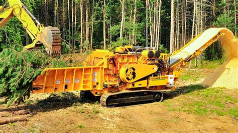 Industrial Wood Chippers | Mobile and Stationary | CBI