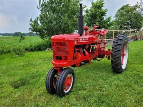 15 Best Old Tractor Brands (History &Value Guide)