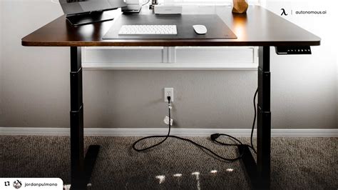 Cable Management for Standing Desk: 10 Items & Useful Tips