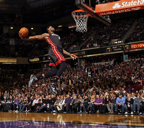 LeBron James Dunk Wallpapers - Top Free LeBron James Dunk Backgrounds ...