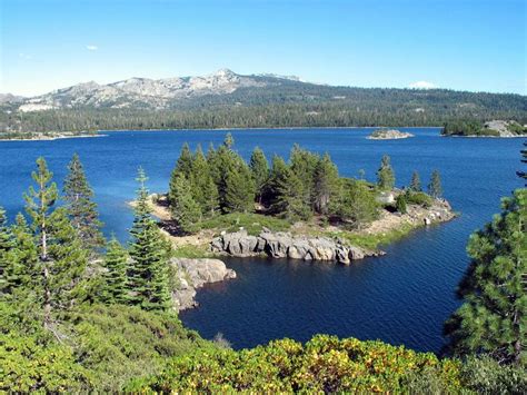 Beautiful Loon Lake in the Crystal Basin in California. Seriously ...