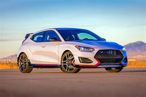 Review: 2022 Hyundai Veloster N, Class-Leading Hot Hatch - InsideHook