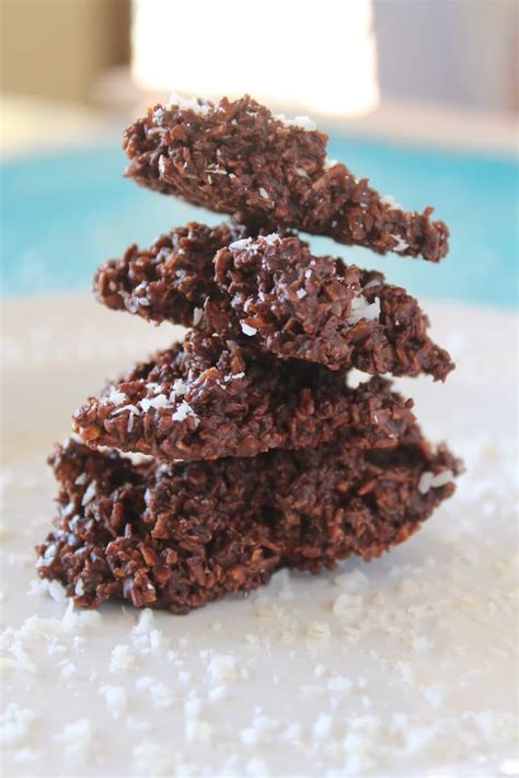 Easy Chocolate Coconut Haystacks Recipe (Paleo, Vegan, Sugar Free ...