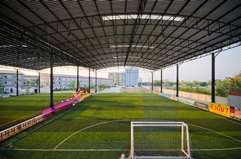 Indoor Soccer Field, Indoor Sports Court, Soccer Images, Soccer ...