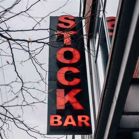 Stock Bar | Village Montréal