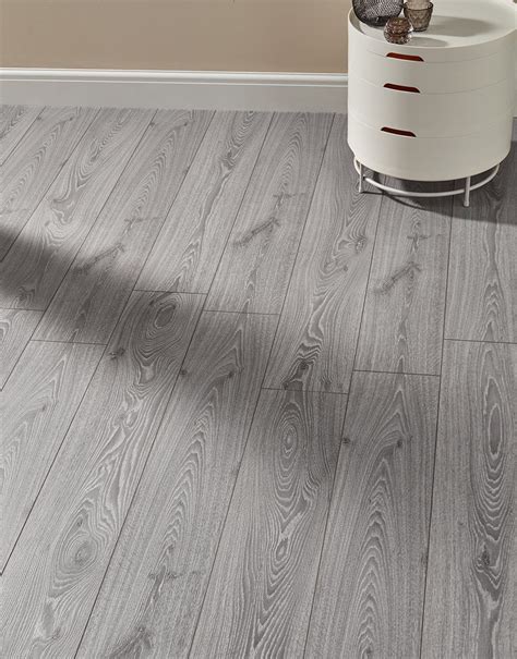 Villa - Timeless Oak Grey Laminate Flooring | Flooring Superstore