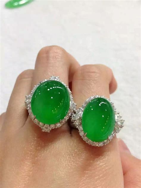 Jade rings | Pearl and diamond ring, Emerald jewelry, Beautiful jewelry