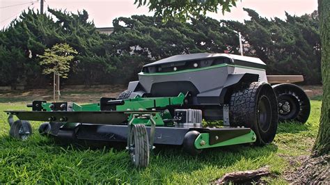 Graze announces new autonomous robot for commercial lawn mowing