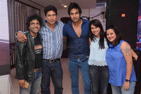 Satish Reddy, Rahul Raj Singh, Pratyusha Banerjee With Smita Singh ...