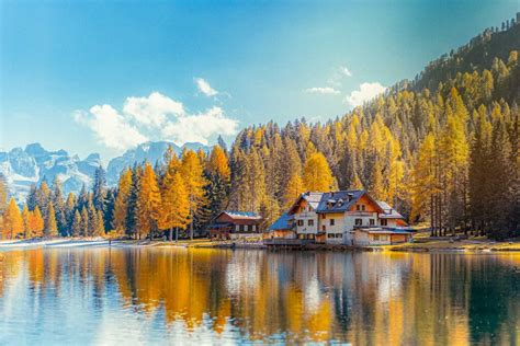 10 Most Beautiful Lakes In The Dolomites + MAP | Italian Trip Abroad