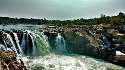 Dhuandhar Falls Bhedaghat Jabalpur