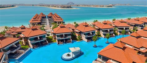 Living in Palm Jumeirah, Dubai | Community Area Guide | Linda's Real Estate