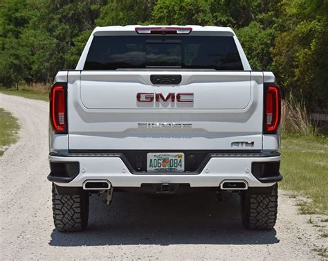 2019-gmc-sierra-at4-rear-2 : Automotive Addicts