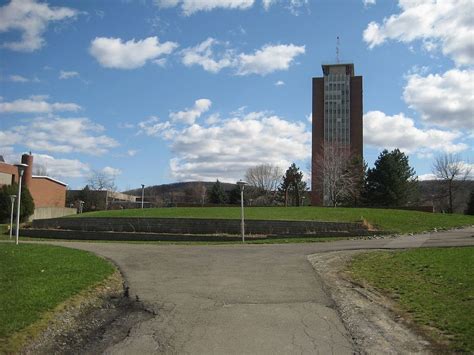 SUNY at Binghamton - Tuition, Rankings, Majors, Alumni, & Acceptance Rate