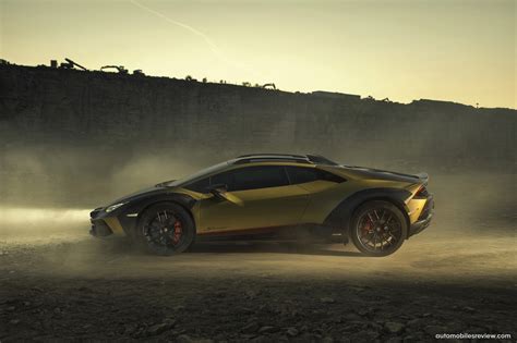 2025 Lamborghini Huracan Images - Neil Lambert