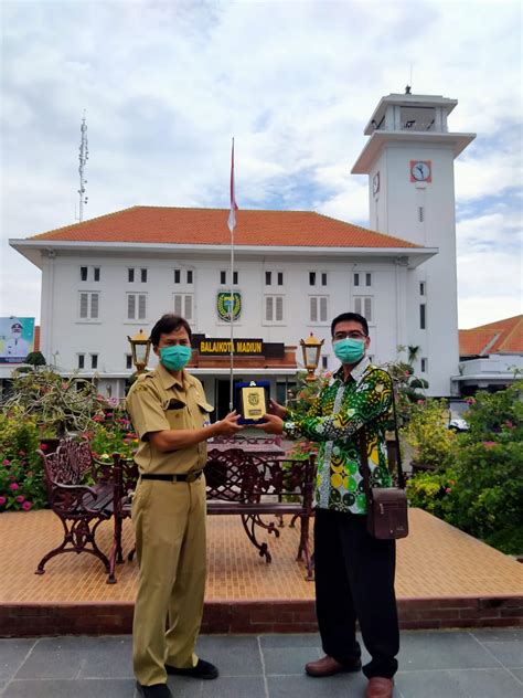 DISKOMINFO - Wajah Baru Pedestrian Kota Madiun Usung Konsep Malioboro