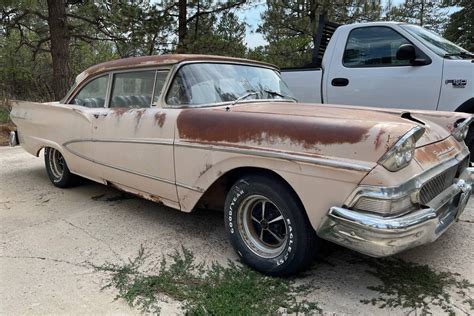 Running Project: 1958 Ford Fairlane | Barn Finds