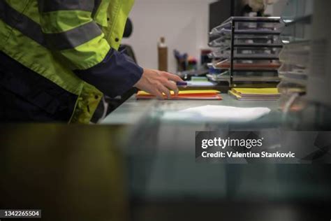 Security Guard Desk Photos and Premium High Res Pictures - Getty Images