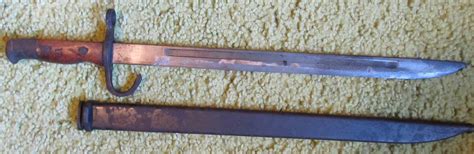 Newbie requests help identifying German WW1 bayonet