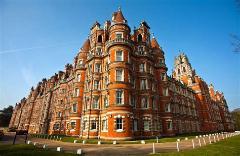 Royal Holloway University of London | College campus, University ...