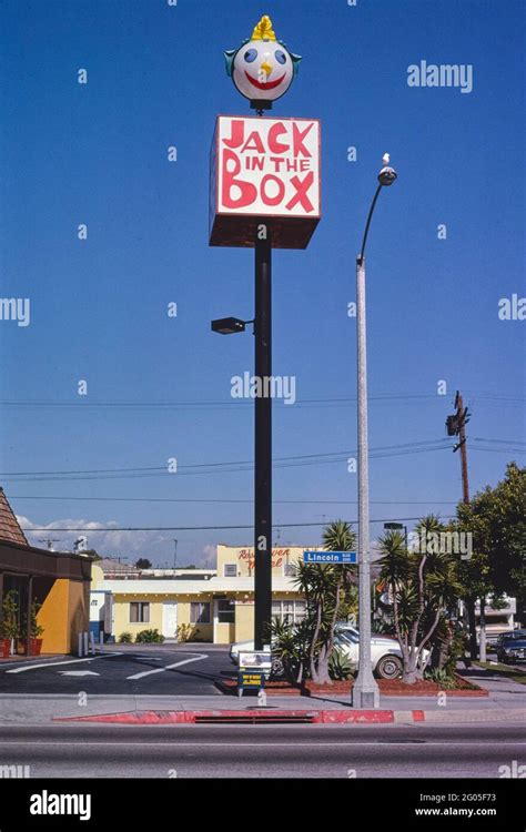 Jack in box restaurant sign hi-res stock photography and images - Alamy