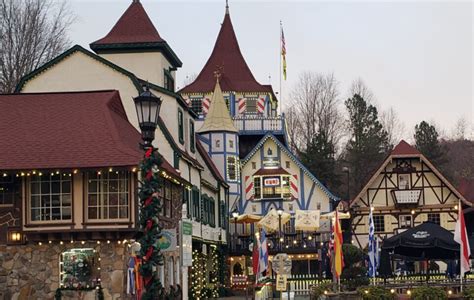 Christmas in the USA: 18 Perfect Spots For Every Preference - GlobeTrove