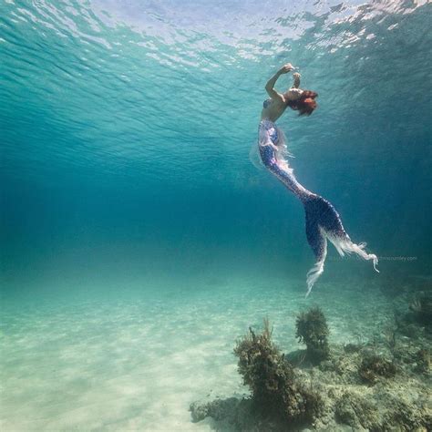 Taken by the amazing @chriscrumley #mermaids #model #models #underwater ...