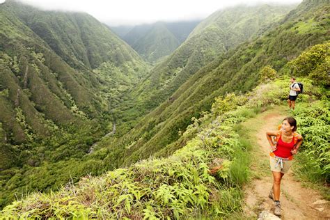 14 Best Hikes in Maui Worth Adding to Your Itinerary