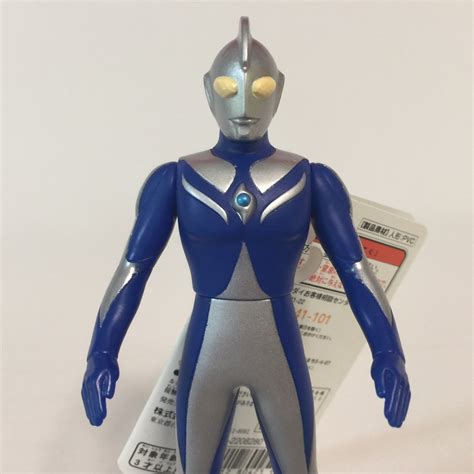 Bandai Toys Bandai Ultraman Cosmos Luna mode Ultra Hero Series 16 Sofvi ...