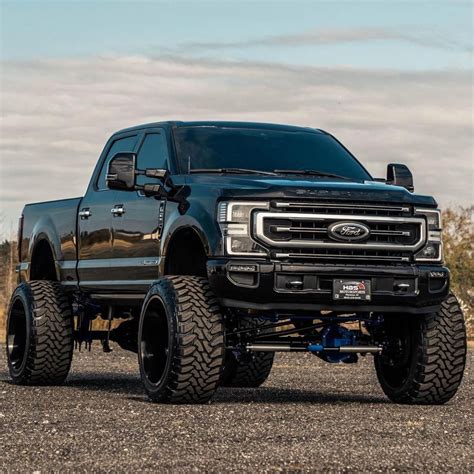 Top 10 Lifted Ford F250/F350 Trucks Modified for Mud Tires, Wide stance ...