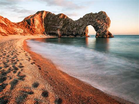 Durdle Door Beach - Dorset | UK Beach Guide