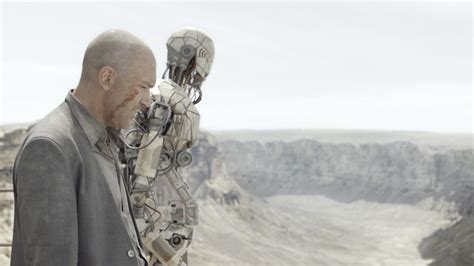 'Automata' Review: Antonio Banderas Stars in a Hot Dystopic Mess - Variety