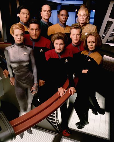 Star Trek : Voyager [Cast] photo